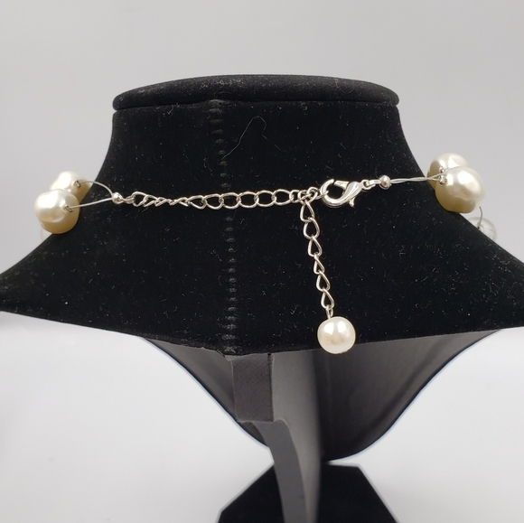 Faux Pearl Wire Necklaces Grey Blue White Opaque Shorter Length Costume … - Picture 9 of 12